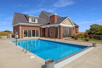 Set on an extraordinary 22.55-acre private estate, this - photo 3