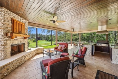 Experience luxury living in this stunning 3 bedroom, 3 full & 2 - photo 49