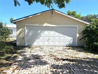 Rare opportunity to own one of the largest lots in this - photo 4