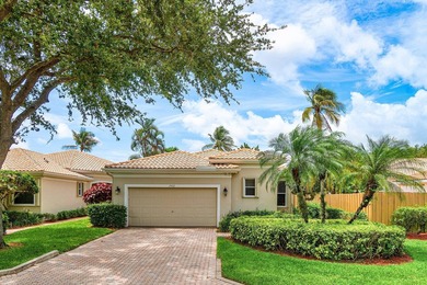 Welcome to this exceptional waterfront single-family residence - photo 1