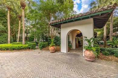 This nature view end unit comes fully furnished, and has a great - photo 1