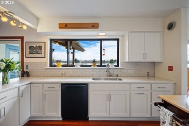 Riverfront home and property on coveted Sauvie Island with - photo 14