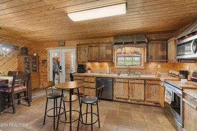 BACK ON THE MARKET, NO FAULT TO THE SELLER, Escape to your own - photo 16