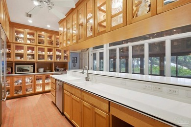 Gulf Breeze proper is one of the most sought-after addresses on - photo 17