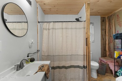 BACK ON THE MARKET, NO FAULT TO THE SELLER, Escape to your own - photo 32