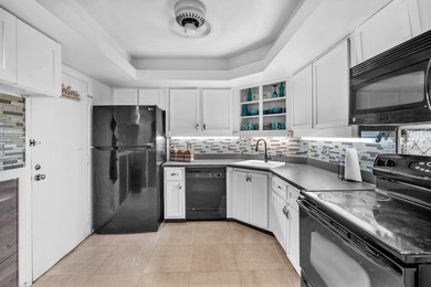 Price Reduced! Welcome to The Falls of Inverrary. 3-bedroom - photo 6