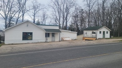 Ready to open a store? Maybe you would like a home near Black - photo 1