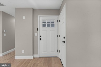 This charming rancher has undergone a complete renovation and - photo 10