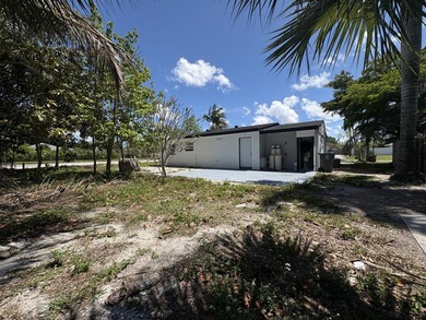 Charming 4-bedroom, 2-bath home on septic in desirable Palm - photo 35