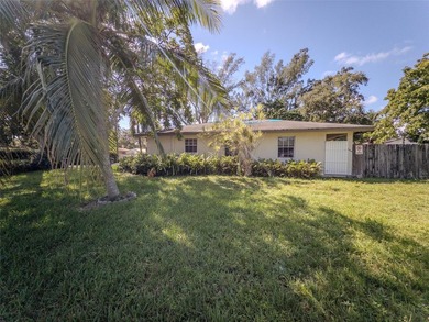 Discover this charming 2-bedroom, 1-bath single-family home - photo 6