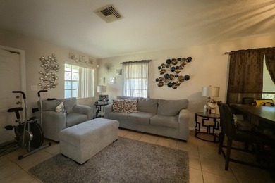 Discover this charming 2-bedroom, 1-bath single-family home - photo 8