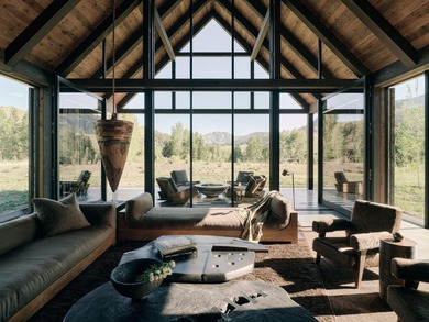 This bespoke dwelling is simple, authentic, and elegantly - photo 42