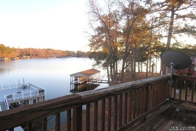 This three-story WATERFRONT townhome is an excellent investment - photo 3