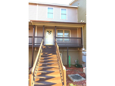 This three-story WATERFRONT townhome is an excellent investment - photo 4