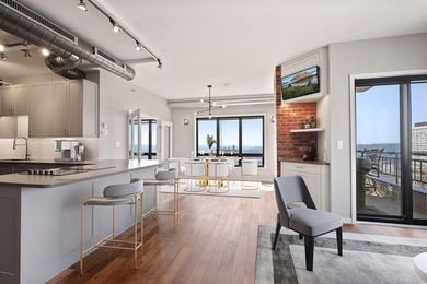 Welcome to The Airye Condos - the tallest building in Downtown - photo 2