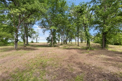 Tucked inside a gated community on the shores of Cedar Creek - photo 8