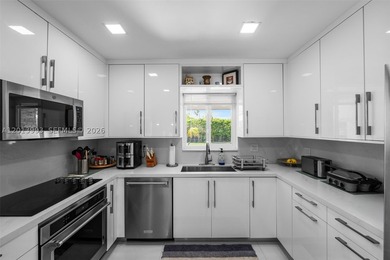 Exceptional property located in one of Miami's most sought-after - photo 11