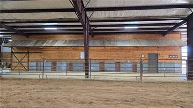 Exceptional equestrian property featuring a 49,466 SF enclosed - photo 15