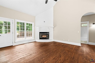Welcome to 2850 Arrowhead Drive in Lizella! Nestled on 2 private - photo 17