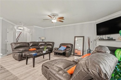 Welcome home to this inviting 4-bedroom, 2.5-bath residence - photo 7