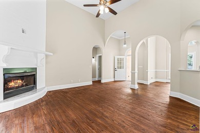 Welcome to 2850 Arrowhead Drive in Lizella! Nestled on 2 private - photo 18