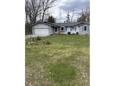 Completely remodeled and move-in ready! This updated 1,400 SF - photo 1