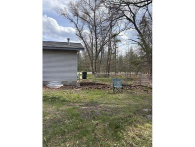 Completely remodeled and move-in ready! This updated 1,400 SF - photo 7