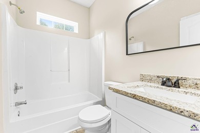 Welcome to 2850 Arrowhead Drive in Lizella! Nestled on 2 private - photo 31
