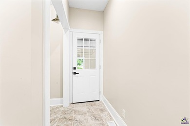 Welcome to 2850 Arrowhead Drive in Lizella! Nestled on 2 private - photo 34