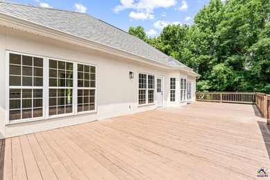 Welcome to 2850 Arrowhead Drive in Lizella! Nestled on 2 private - photo 37