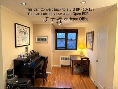 Desirable 2/3 BR w Modern, Open Concept Layout In Great Location - photo 9