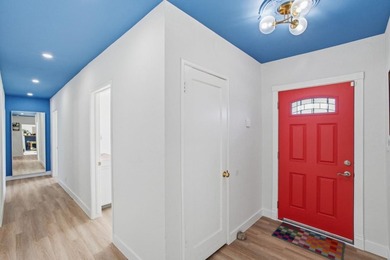 $20K PRICE REDUCTION - TRANSPARENT PRICE! Set on a 10,000+ sq.ft - photo 8