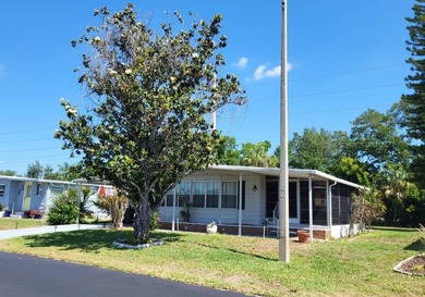 BEAUTIFUL RENOVATION IS TURNKEY AND INCLUDES GOLF CART! Just - photo 3