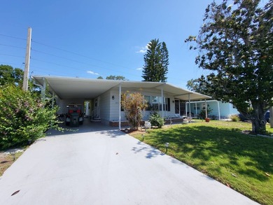 BEAUTIFUL RENOVATION IS TURNKEY AND INCLUDES GOLF CART! Just - photo 5