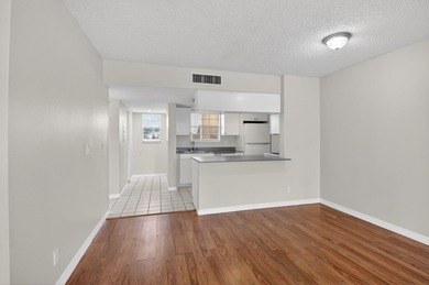 Welcome to this thoughtfully designed two-bedroom, two-bathroom - photo 5