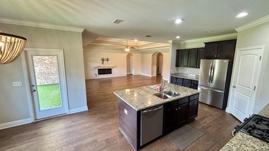 25 mins to the beach! Welcome to 400 Lilly Bell, open-plan - photo 20