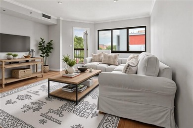 MOTIVATED SELLER!! PERFECT BLEND OF URBAN LIVING AND CONVENIENCE