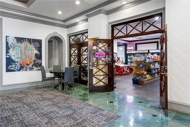 MOTIVATED SELLER!! PERFECT BLEND OF URBAN LIVING AND CONVENIENCE