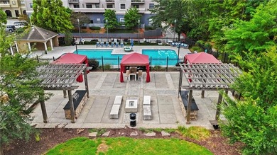 MOTIVATED SELLER!! PERFECT BLEND OF URBAN LIVING AND CONVENIENCE