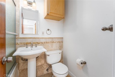 Welcome to 930 E 1st Street #2 - a clean, well-maintained - photo 7