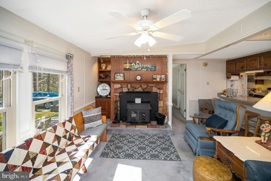 Welcome to Rose Valley Drive! Where comfort, space, and updates - photo 3
