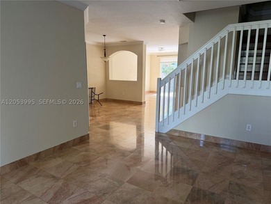 Townhouse for Sale Beautiful 4-bedroom townhouse located in one - photo 12