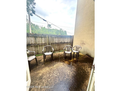 Great opportunity to own this income producing condominium in - photo 20
