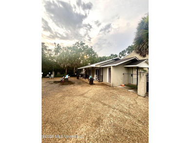 Great opportunity to own this income producing condominium in - photo 23