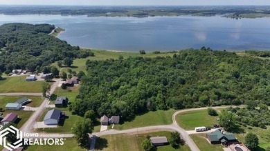 Welcome to 17587 Lakeshore Drive, Moravia IA-an exceptional - photo 6