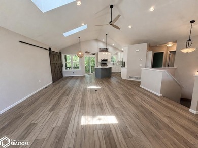 Welcome to 17587 Lakeshore Drive, Moravia IA-an exceptional - photo 9