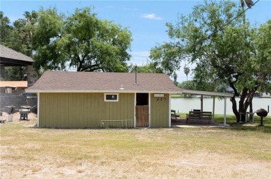 Lake Home For Sale in La Joya, Texas