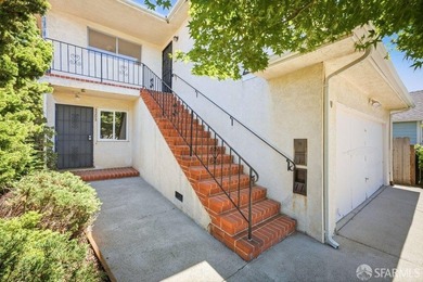 Rare vacant at close Laurel District duplex with long-term - photo 3
