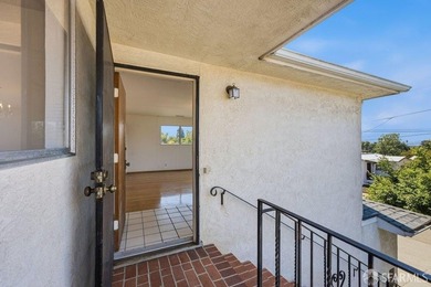 Rare vacant at close Laurel District duplex with long-term - photo 5