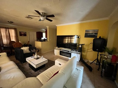 Fantastic investment opportunity or future primary residence! - photo 3